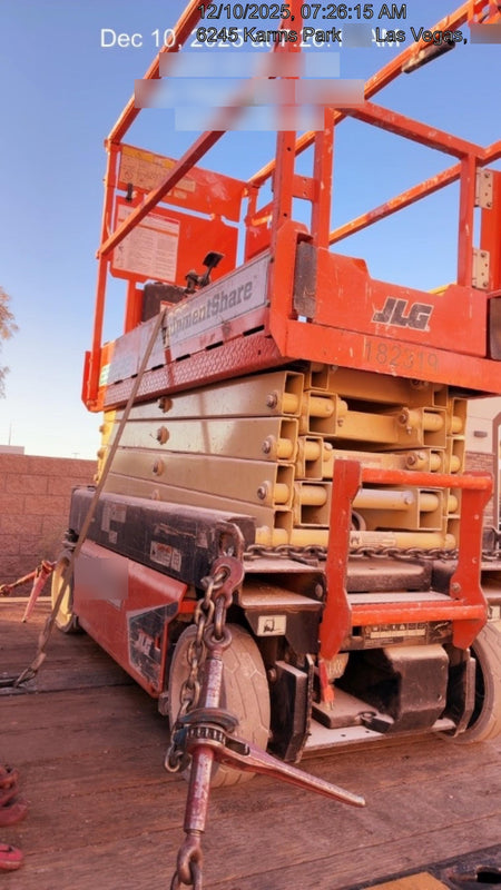 2021 JLG ES1932