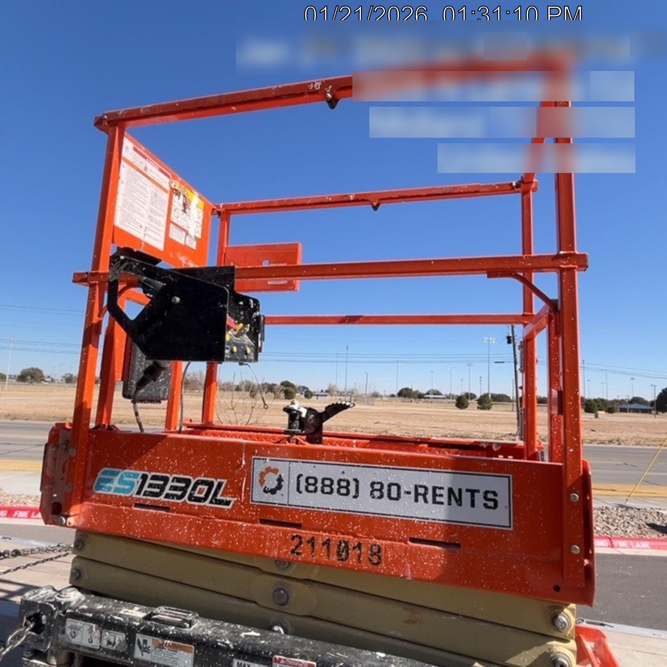 2022 JLG ES1330L