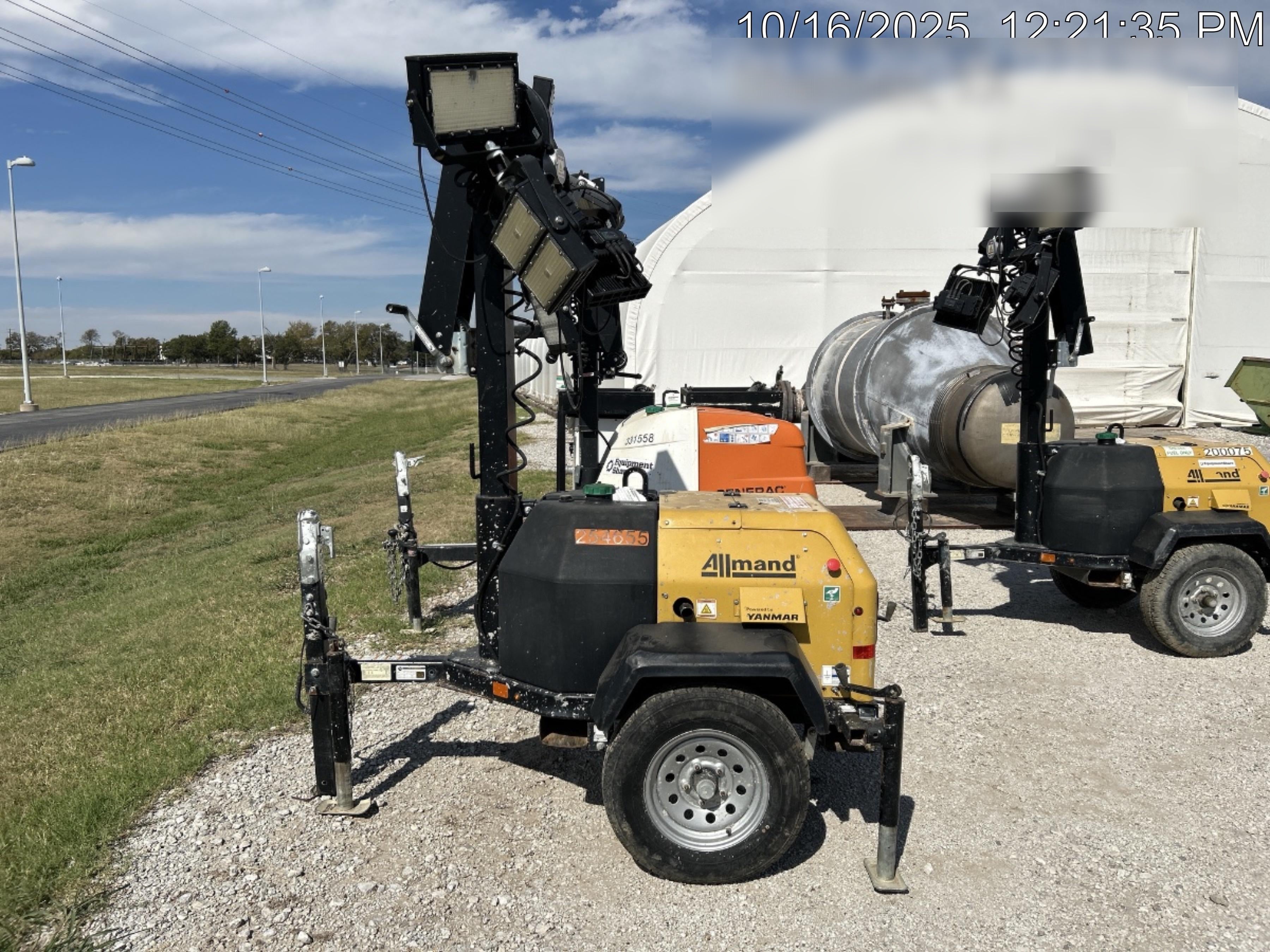 2022 Allmand NLV3GR (4) LED Light Fixture 350W, 23' Vertical Mast, 3kW Prime, Towable, ES Decals, T3