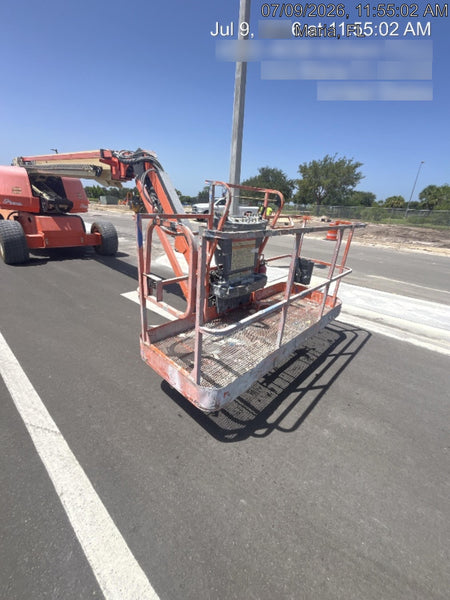 2022 JLG 660SJ