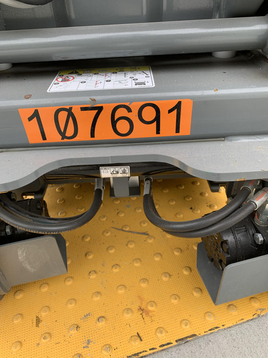 2020 Skyjack SJIII-3219 Solid NM Tires, Half height spring hinged entry gate, Dual Beacons, 800W Inverter