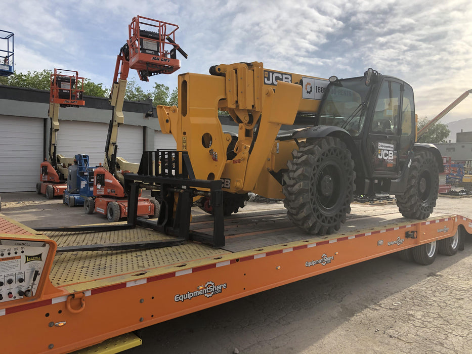 2020 JCB 510-56 Cab/Heat/Air, Solid Tires, Work Lights, Beacon, Aux Hydraulics, Back up Alarm, Lifting Eye, ES Decals