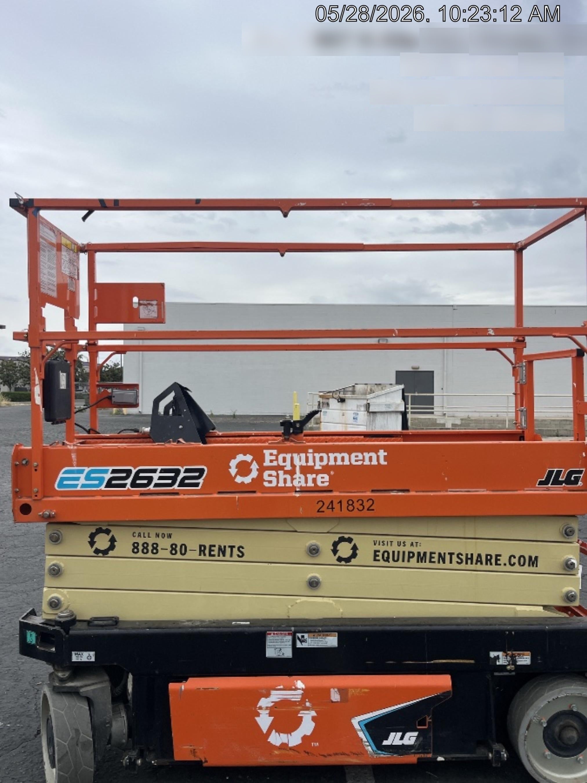 2022 JLG ES2632