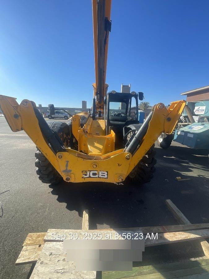 2021 JCB 510-56