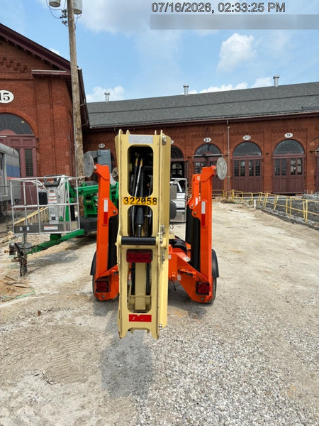2023 JLG T500J