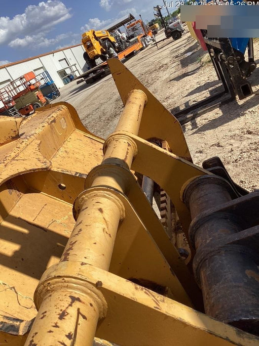 2020 JOHN DEERE 96" Loader Fork Carriage - John Deere