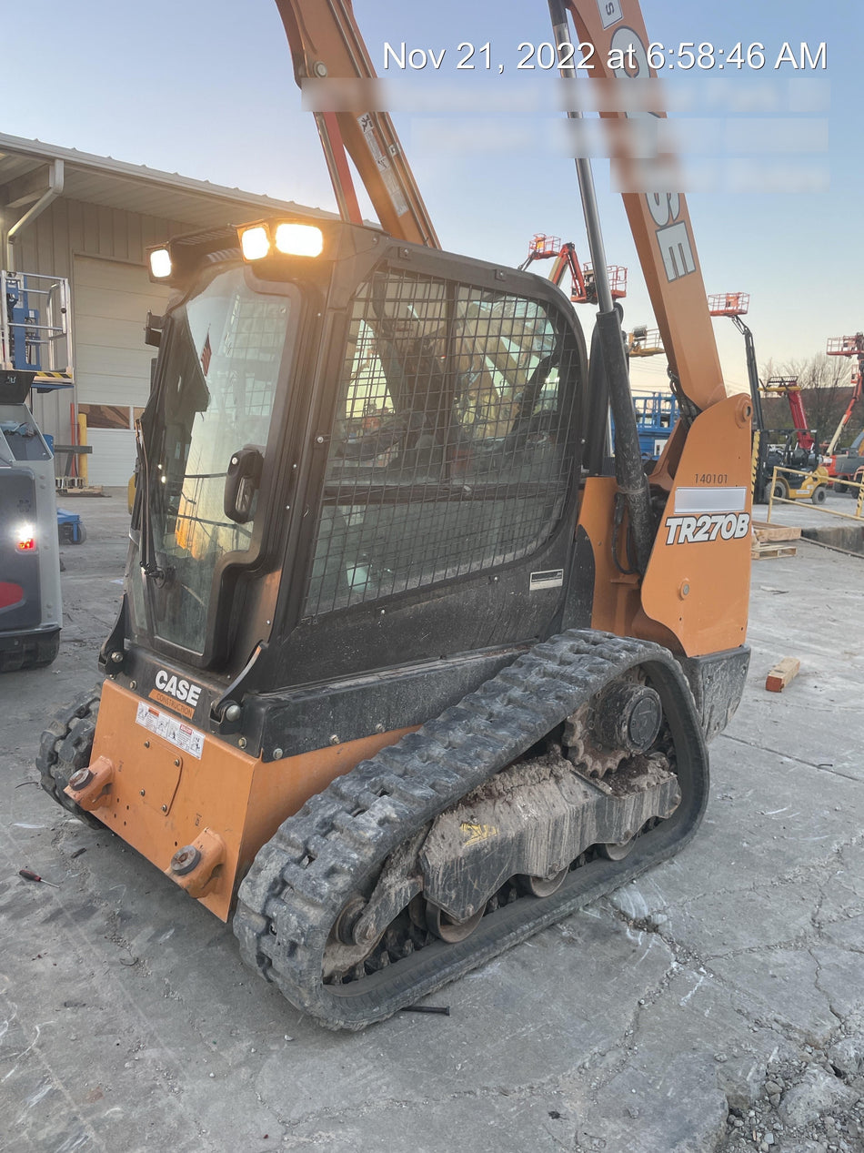 2021 CASE TR270B
