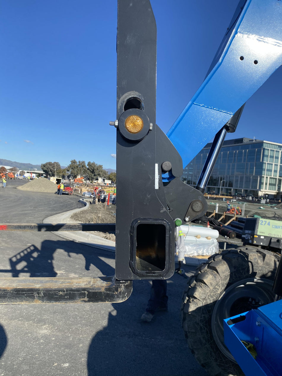 2022 GENIE GTH-636