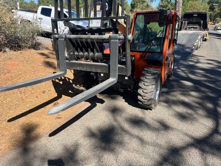 2025 JLG 519