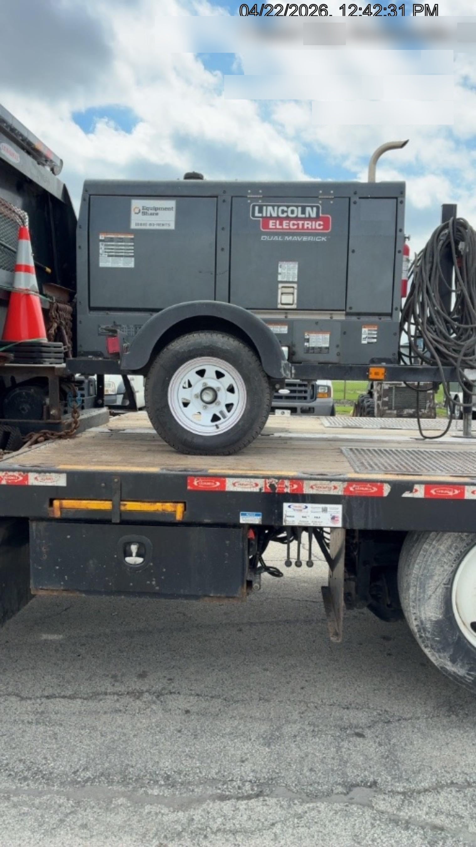 2024 Lincoln Electric Dual Maverick 200/200X Ready Pak 3, Includes Trailer, Cable Rack, Fender Light Kit K4382-1-RP3