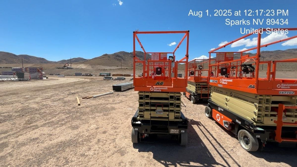 2025 JLG ES3246