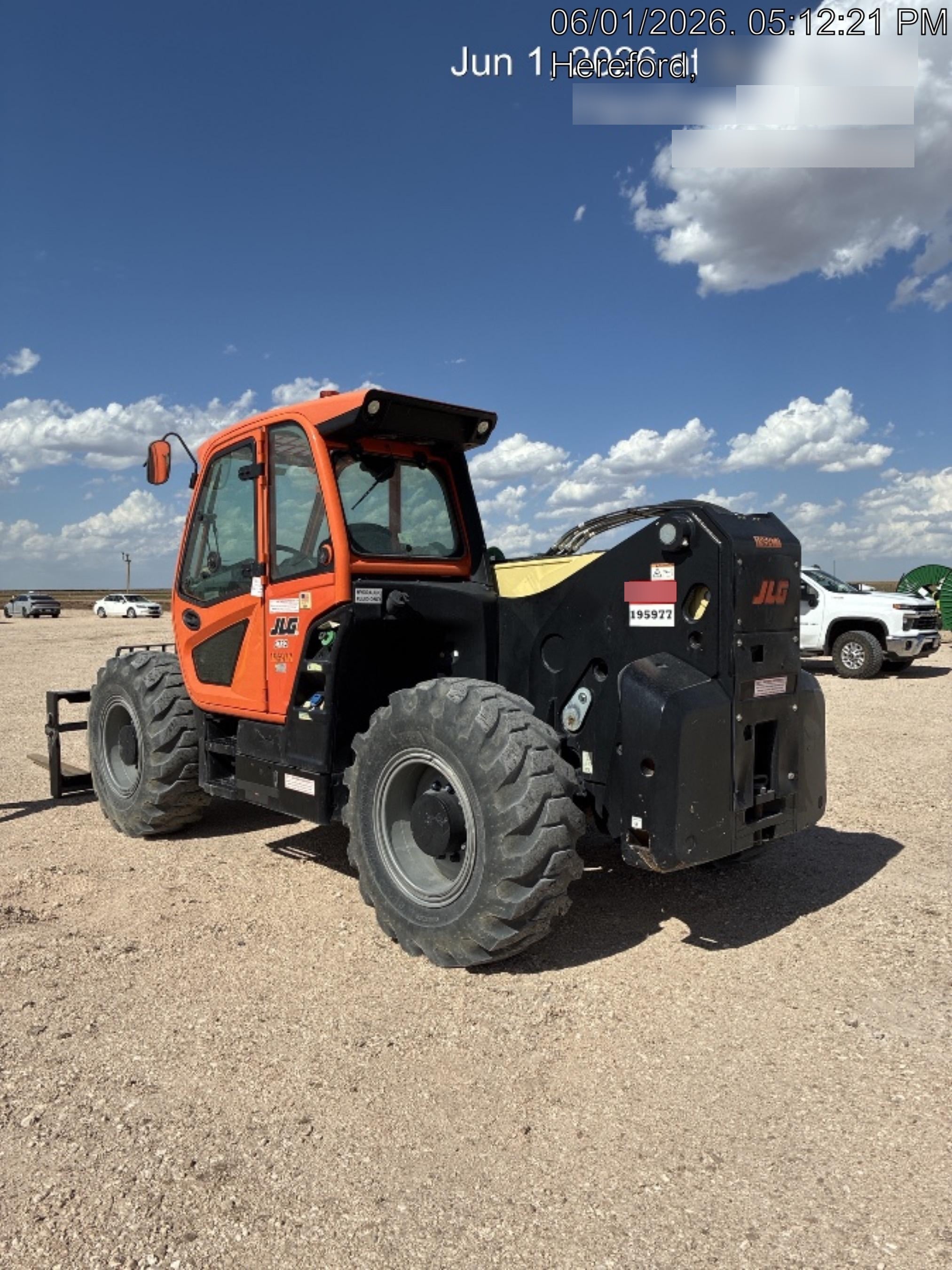 2021 JLG 1732