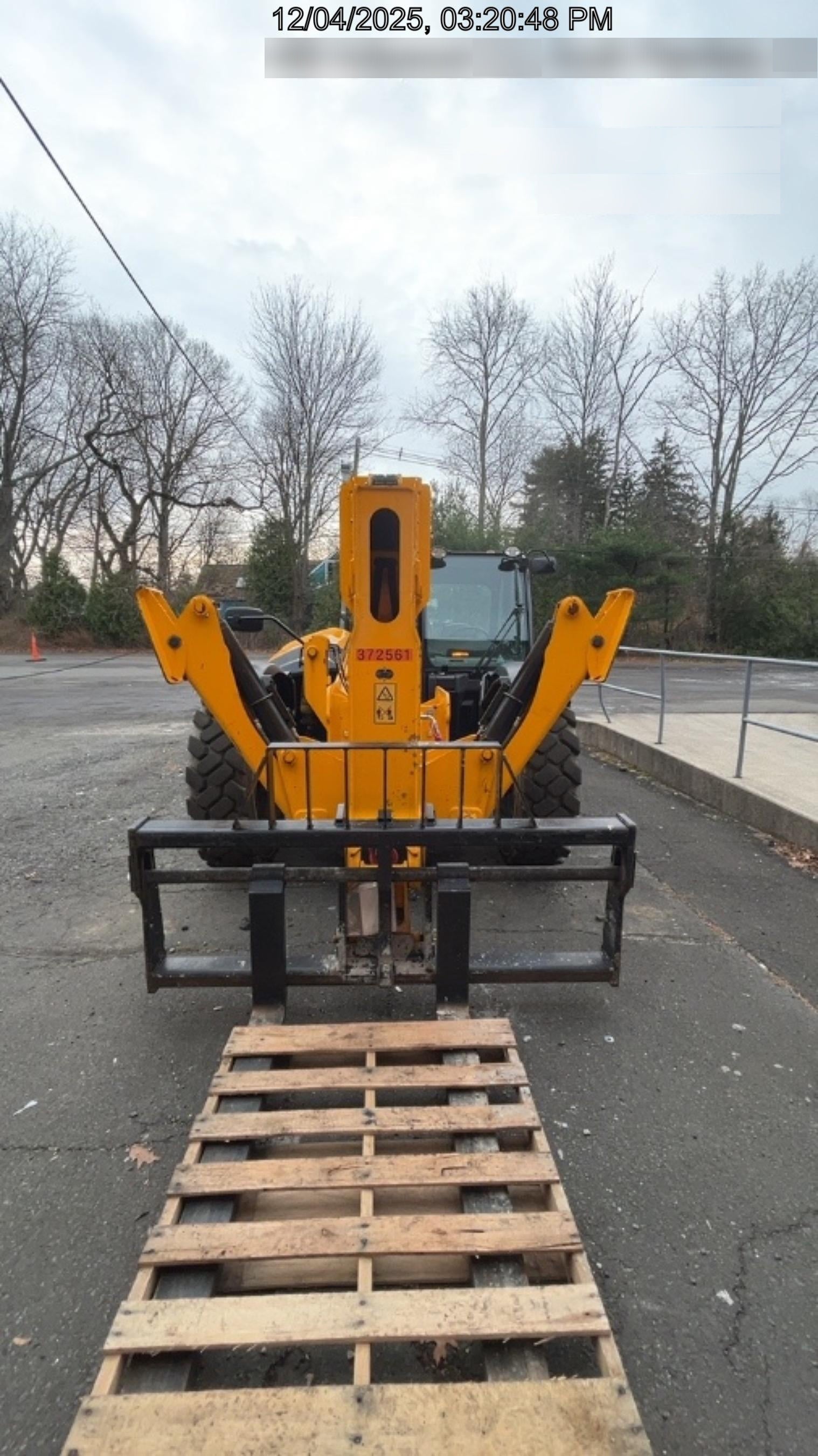 2023 JCB 510-56