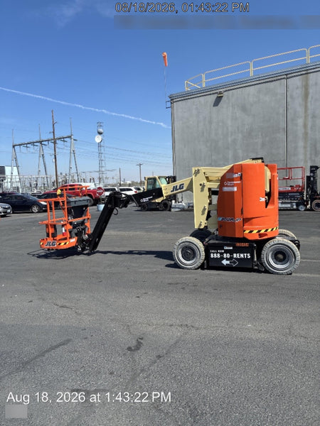 2025 JLG E300AJP