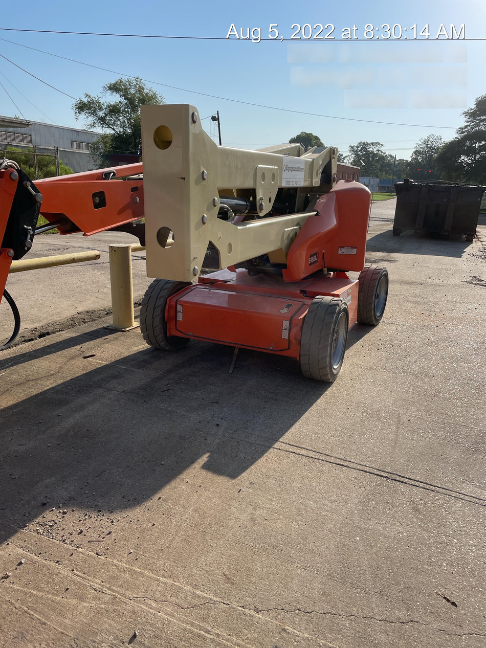 2019 JLG E450AJ