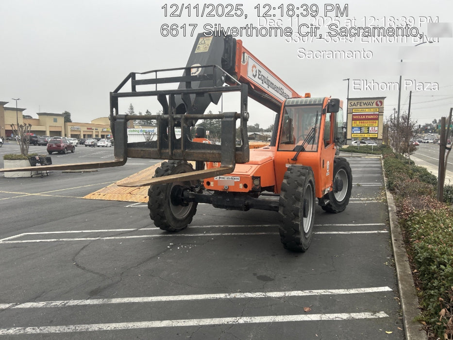 2020 Skytrak 8042 Cab/Heat/Air, Solid Tires, Work Lights, Beacon, Aux Hydraulics, Back up Alarm, Lifting Eye, ES Decals