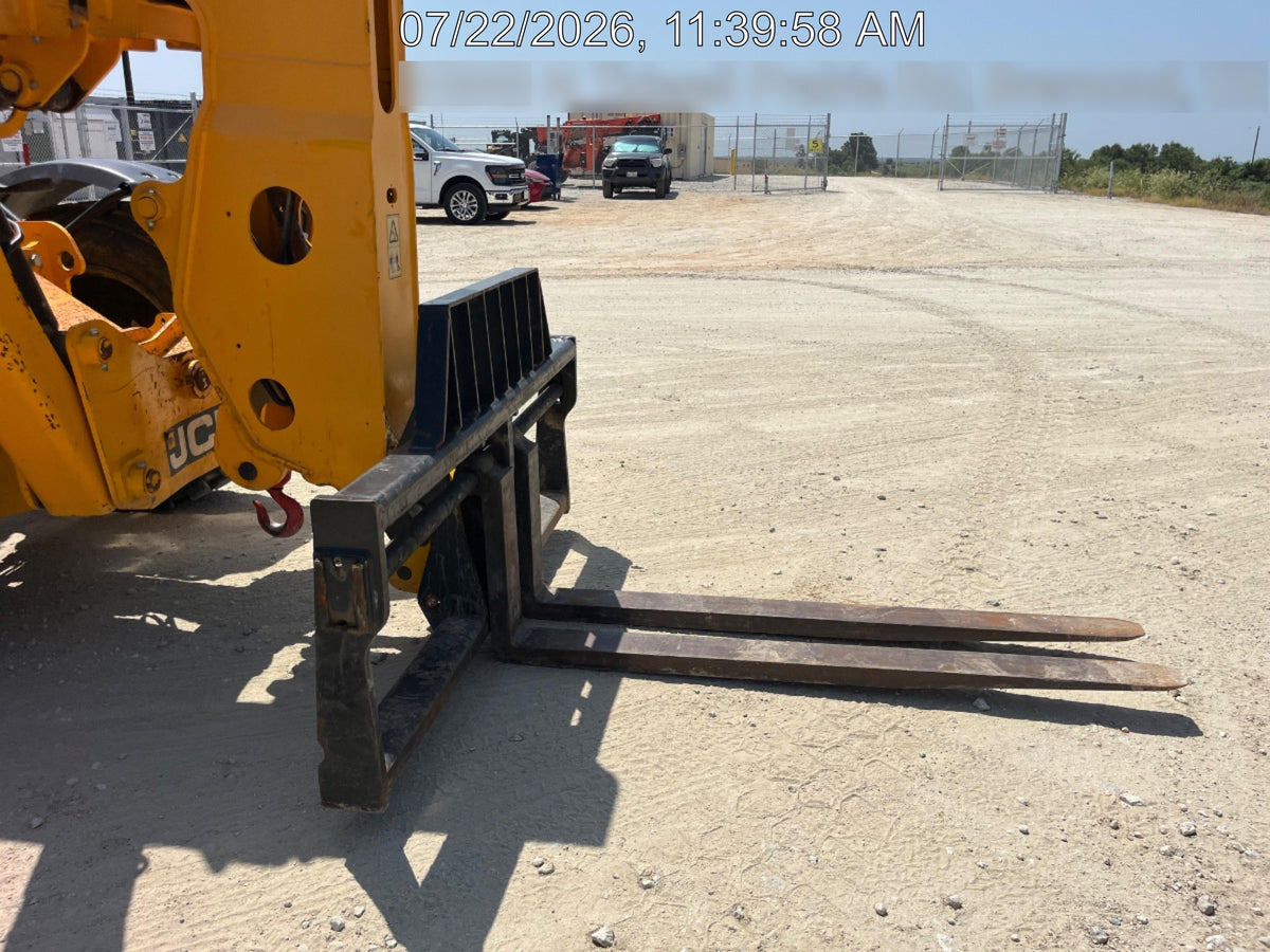 2024 JCB 510-56
