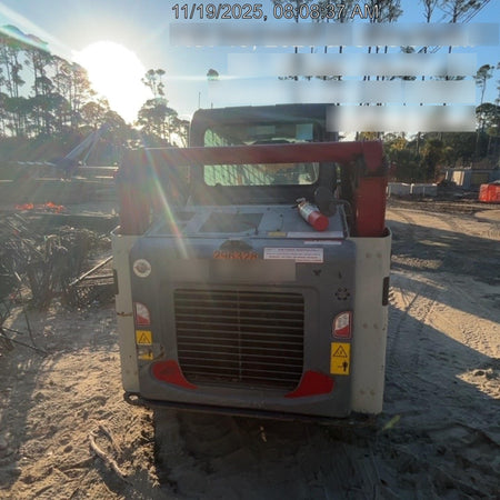2023 TAKEUCHI TL10V2-CR