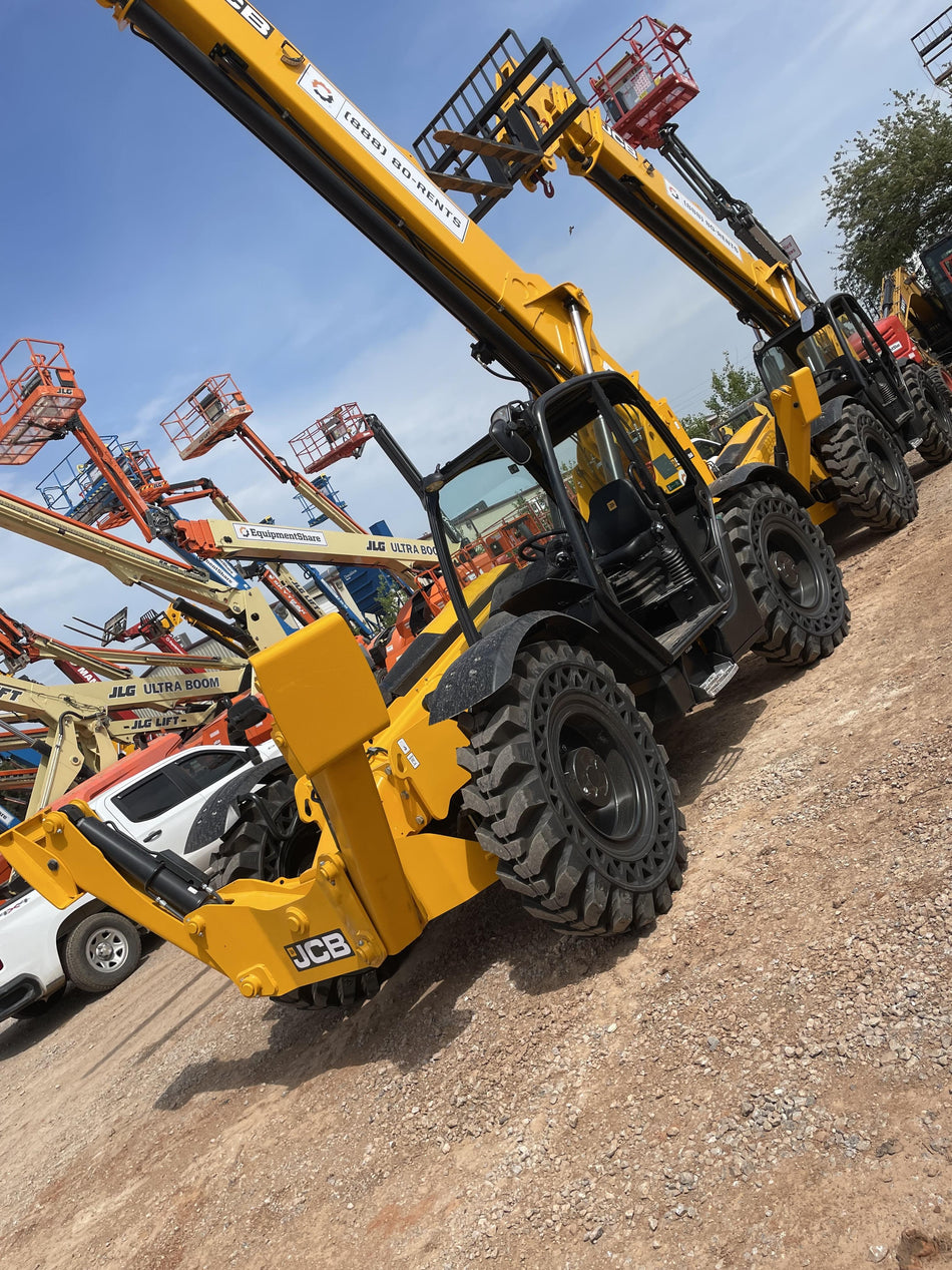 2022 JCB 512-56