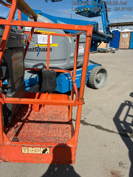 2019 JLG E400AJPN
