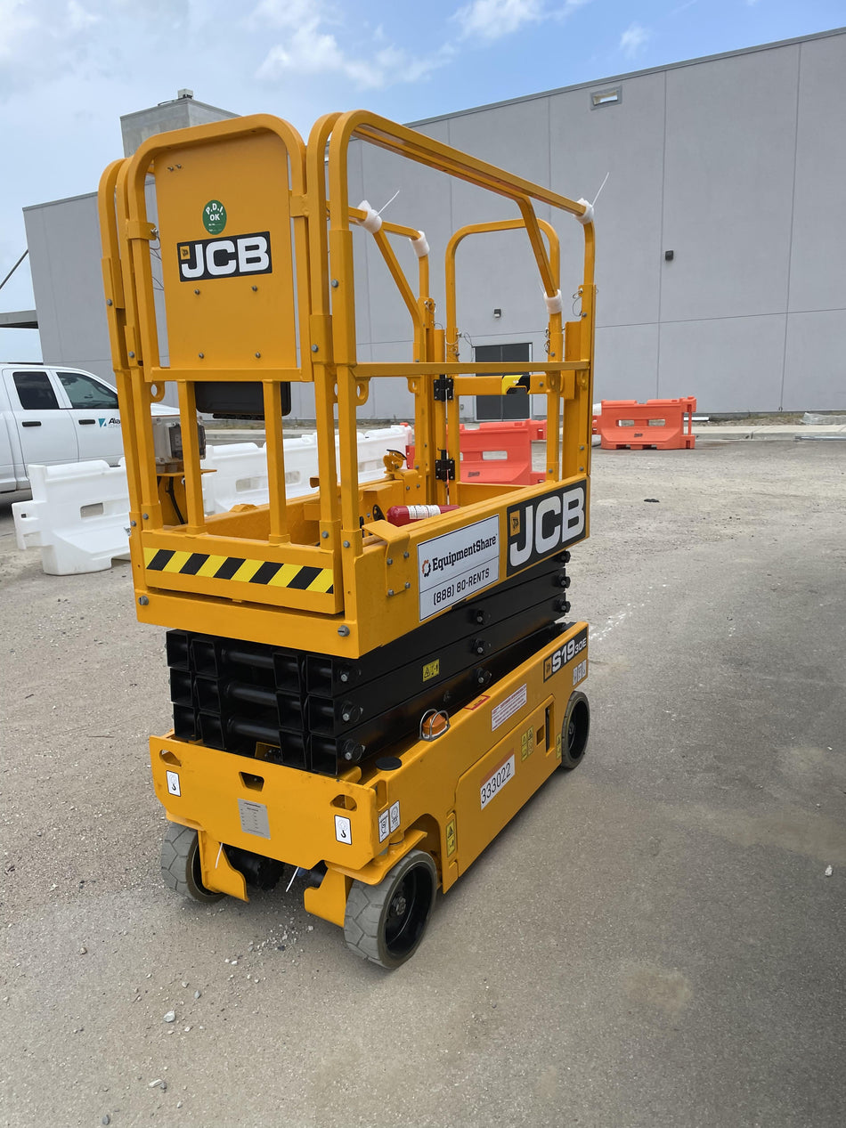 2023 JCB S1930E