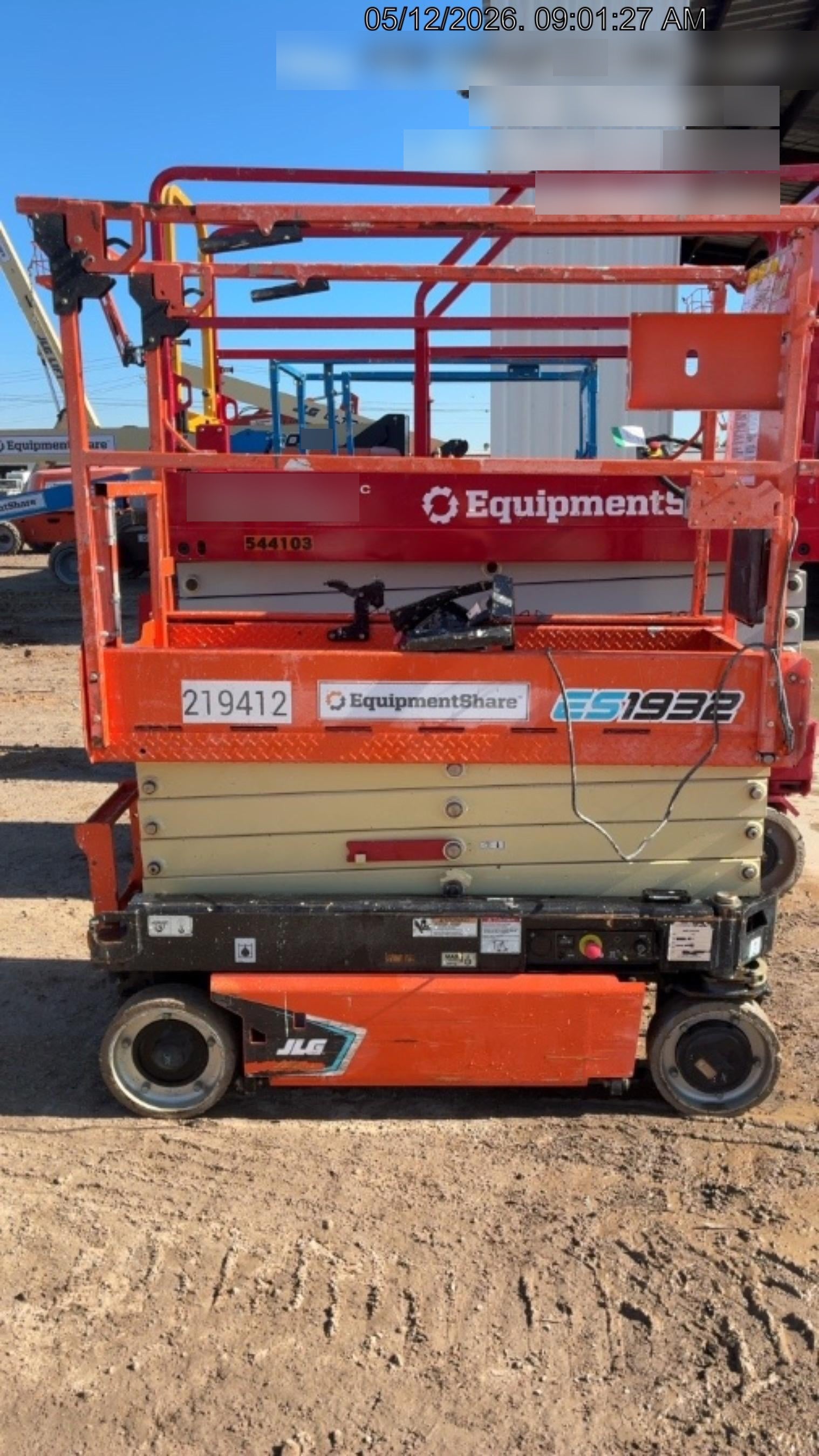 2022 JLG ES1932