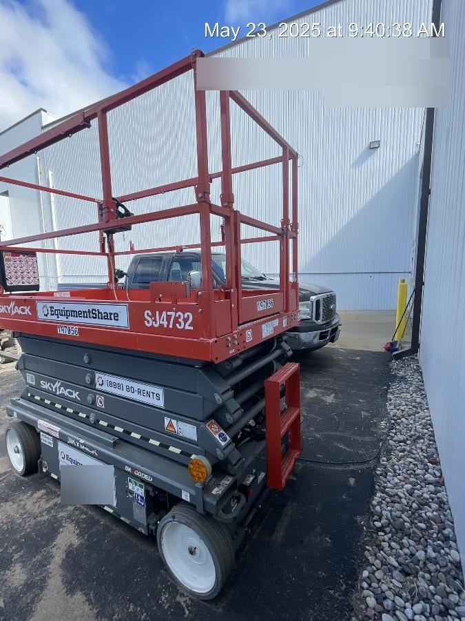 2021 SKYJACK SJ4732