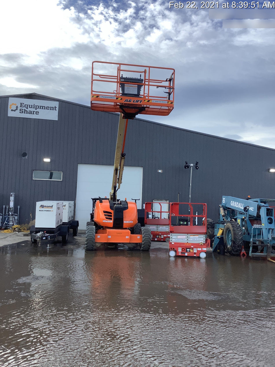 2021 JLG 600AJ