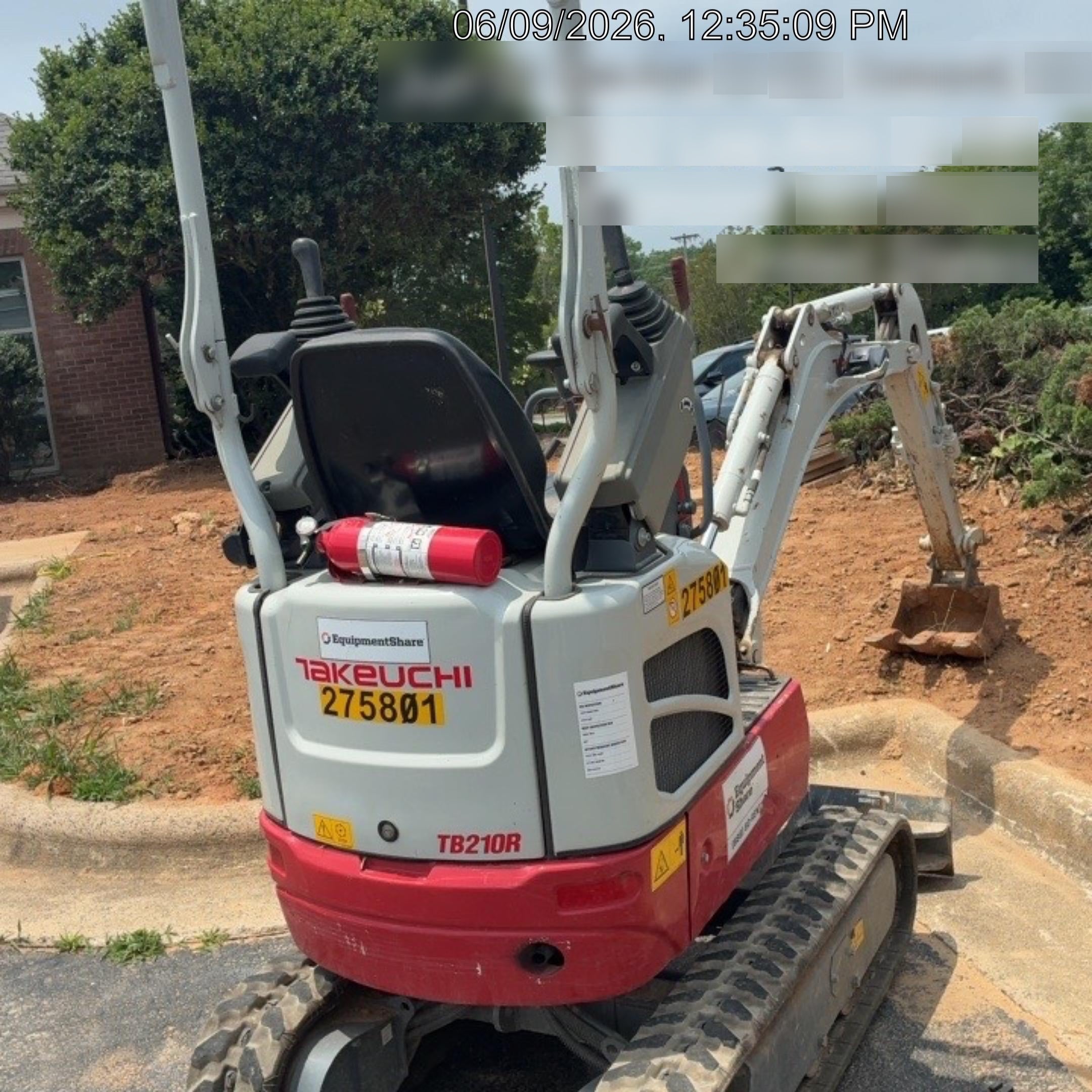 2022 TAKEUCHI TB210R