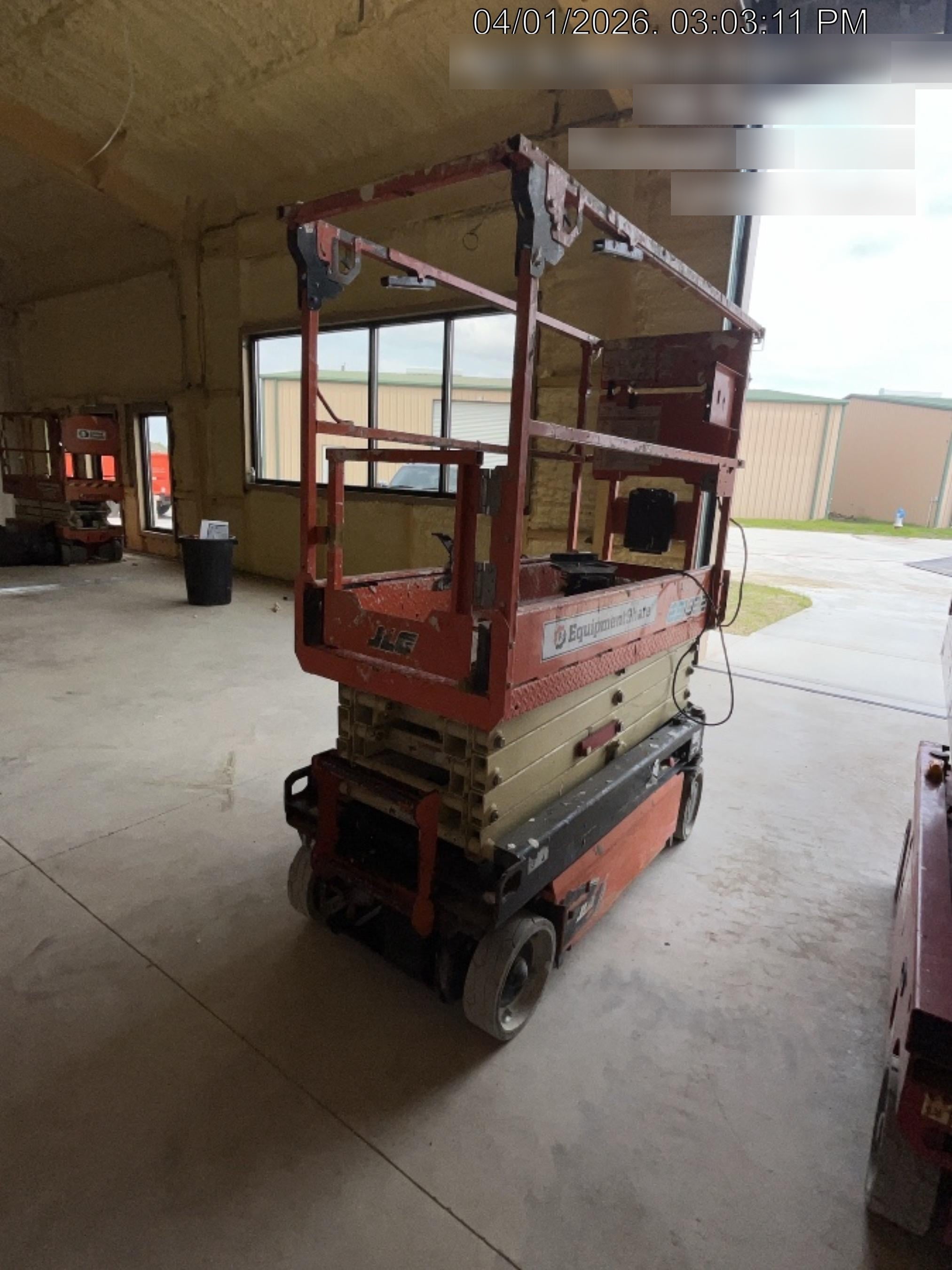 2021 JLG ES1932