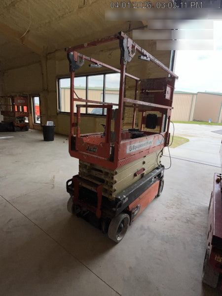 2021 JLG ES1932