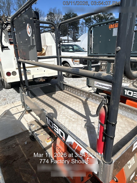 2023 JLG 1030P