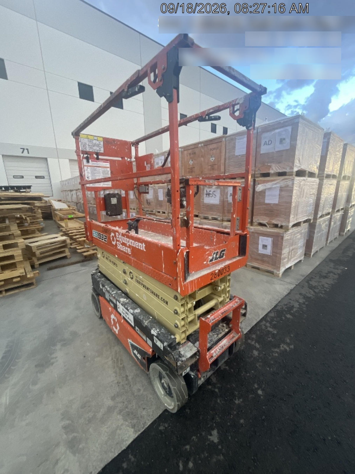 2022 JLG ES1932