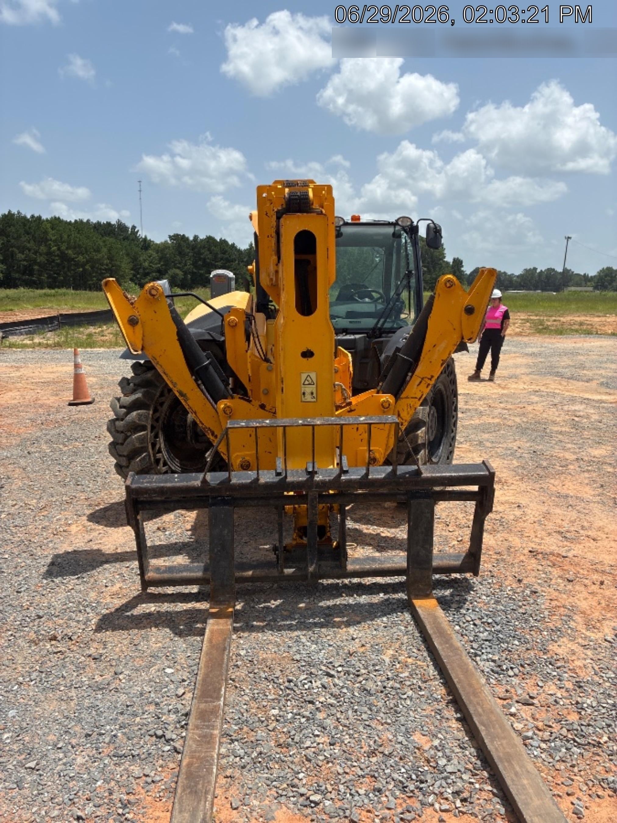 2022 JCB 510-56
