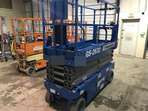 2019 Genie GS-2632 Folding rails with half height swing gate