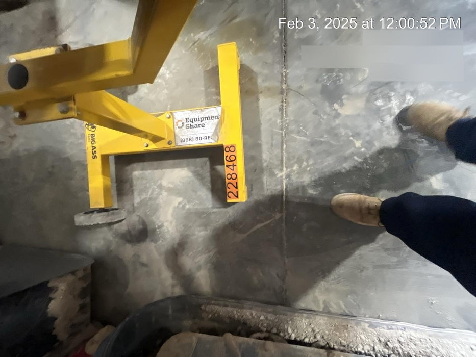 2022 BIG ASS FANS Yellow Jacket