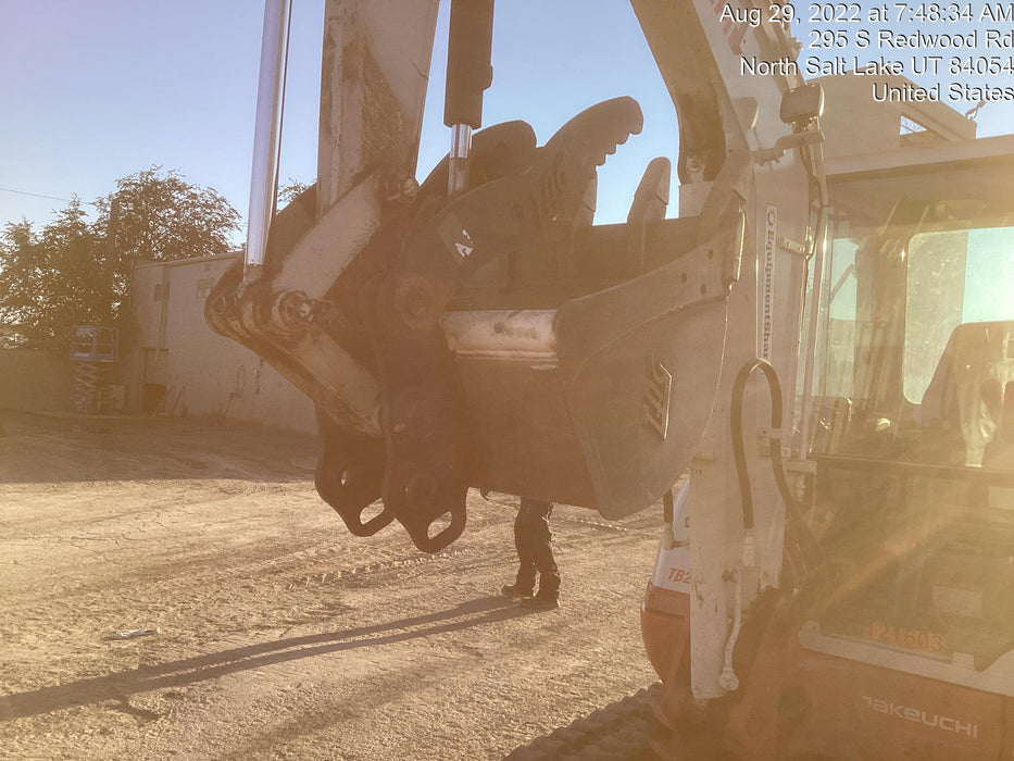 2020 TAG MANUFACTURING 30" Bucket - Tag