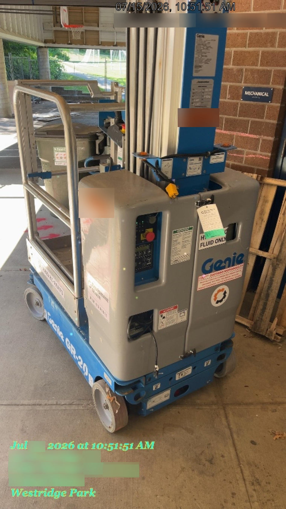 2019 GENIE GR-20
