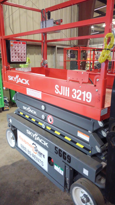 2017 SKYJACK SJIII-3219