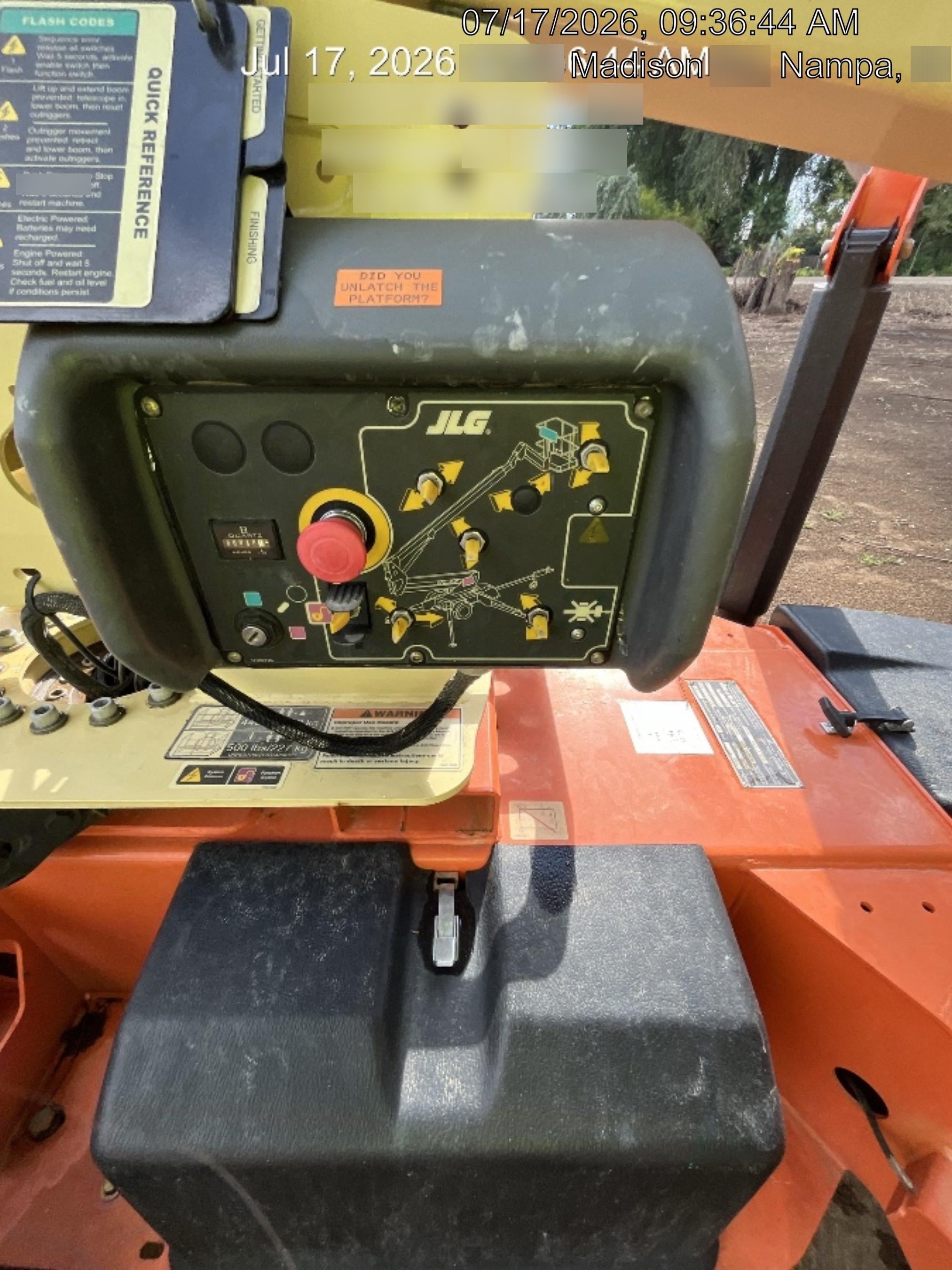 2022 JLG T350