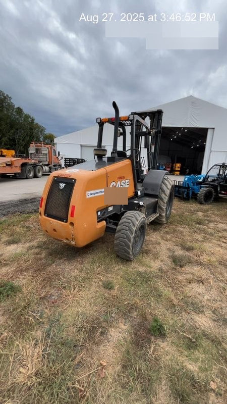 2023 CASE 588H