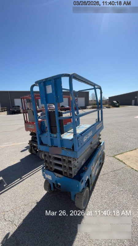 2019 Genie GS-1930 Fixed rails with chain Entry