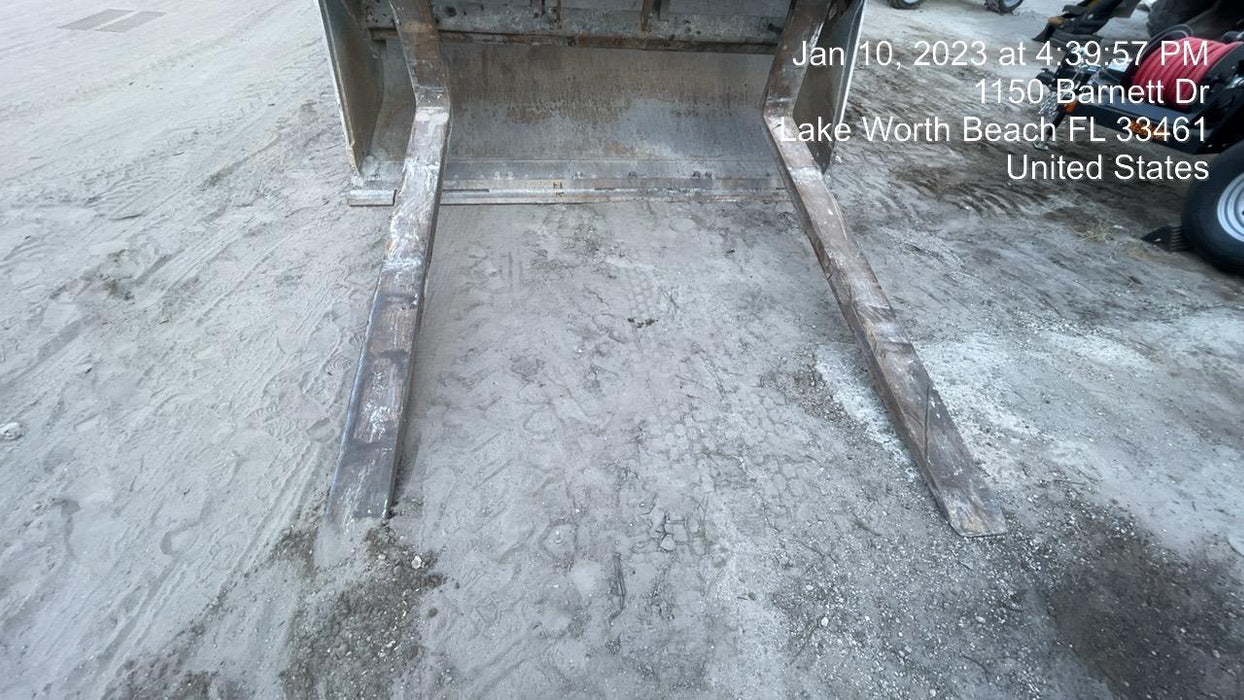 2014 WERK-BRAU 96" Loader Fork Carriage - Werk-Brau