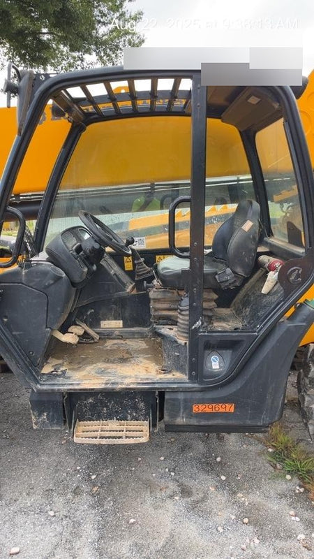 2023 JCB 510-56