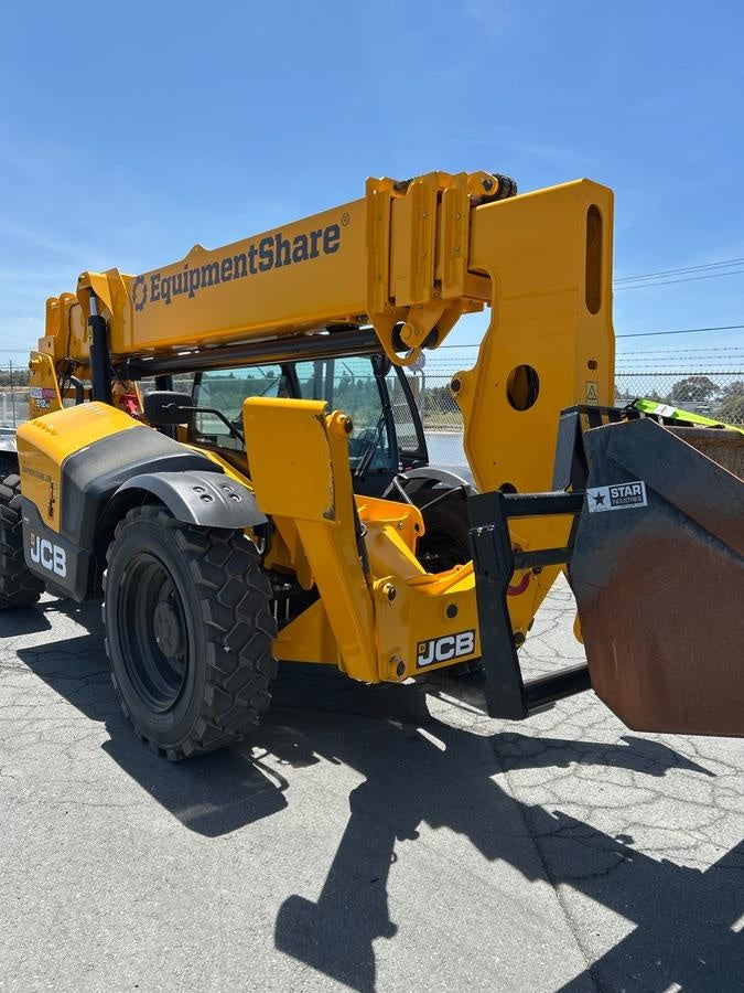 2025 JCB 512-56