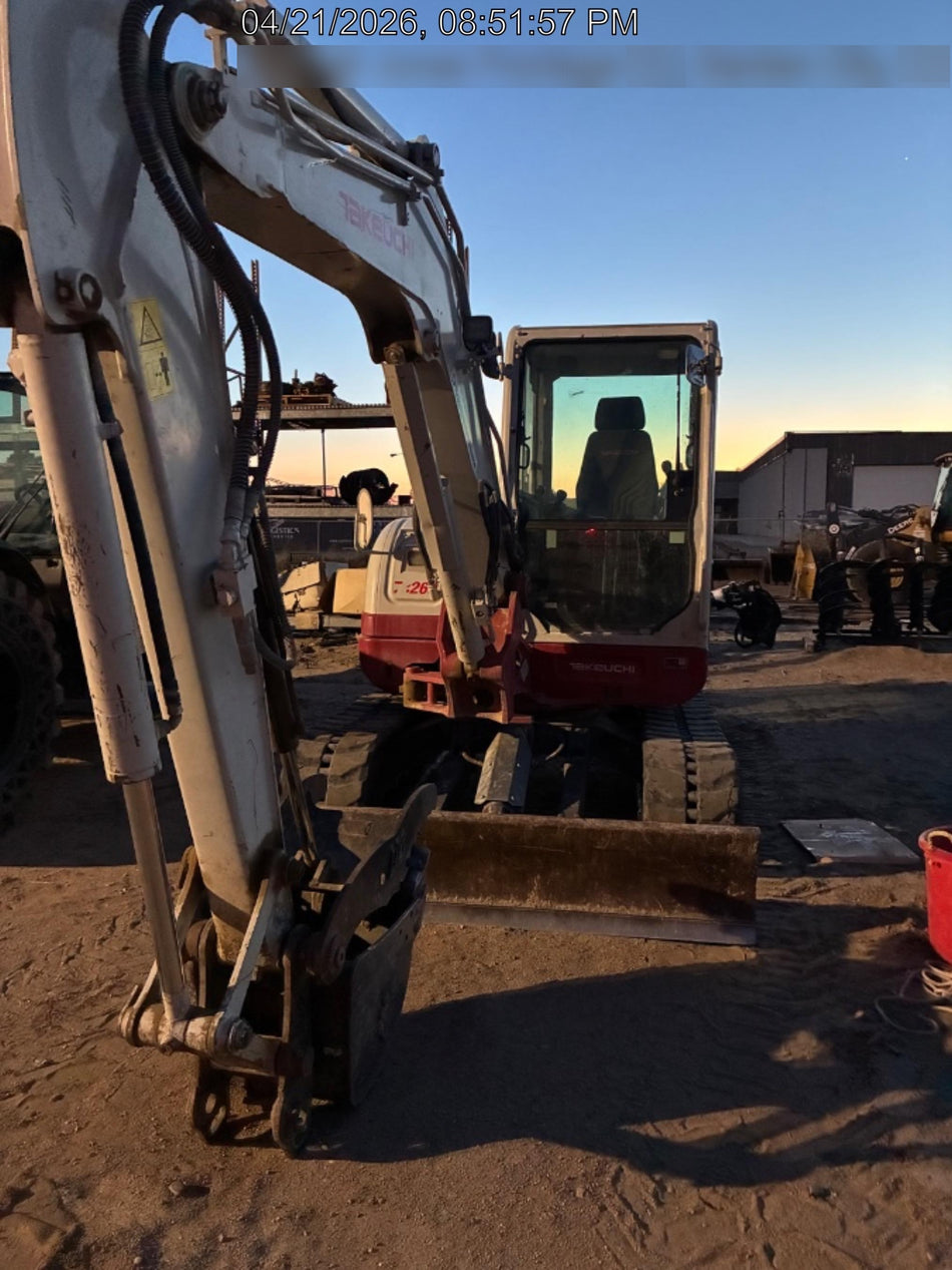 2020 TAKEUCHI TB260