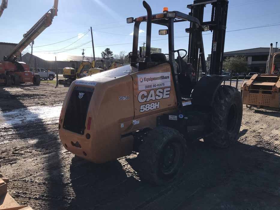 2018 CASE 588H