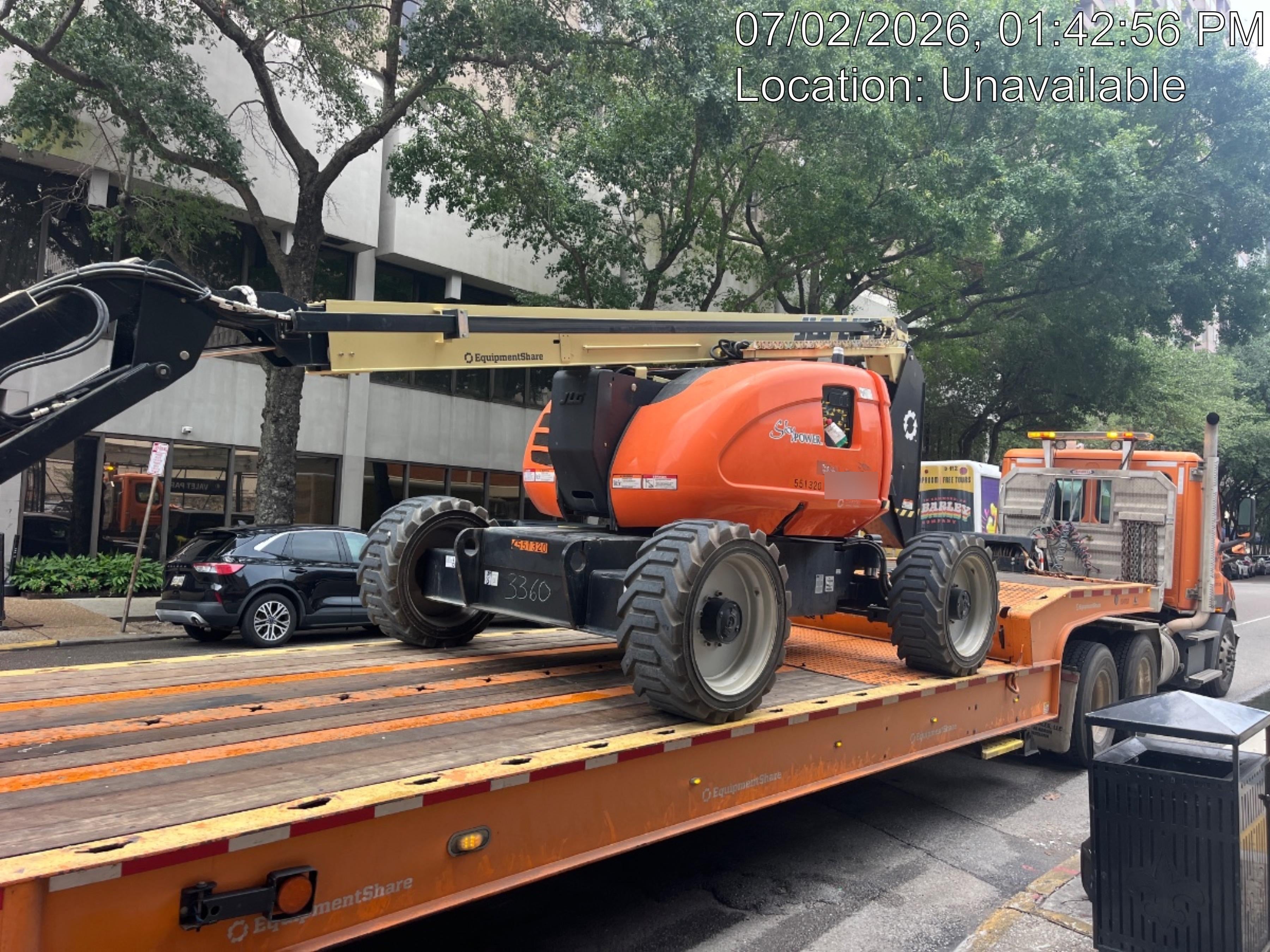 2025 JLG 600AJ
