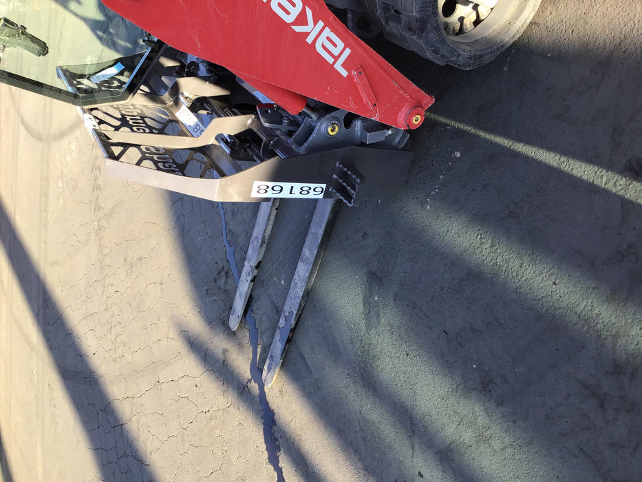 2020 PALADIN 48" Pallet Forks - Paladin