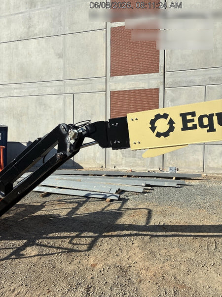2023 JLG 660SJ